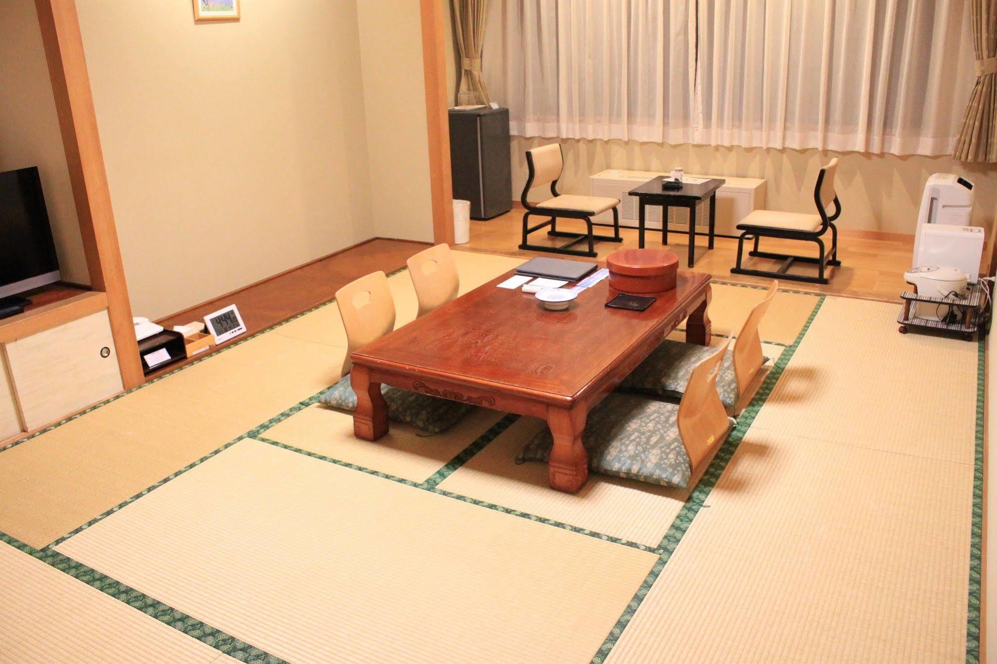 Hotel Furano La Terre à Nakafurano Extérieur photo